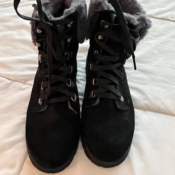 Bearpaw Sam Boots Women’s Size 8 Worn Once - Picture 4 of 4